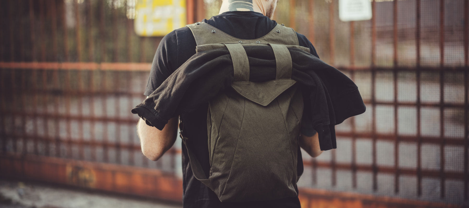 WEEKEND BAGS & BACKPACKS